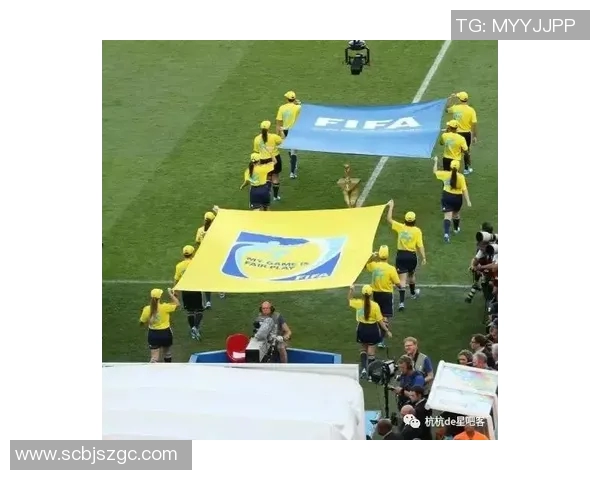 绿茵场上的梦想与荣耀足球明星的偶像人设与成长之路