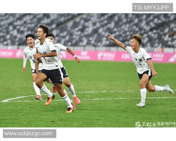 追溯新疆足球历史最早明星的辉煌与成就